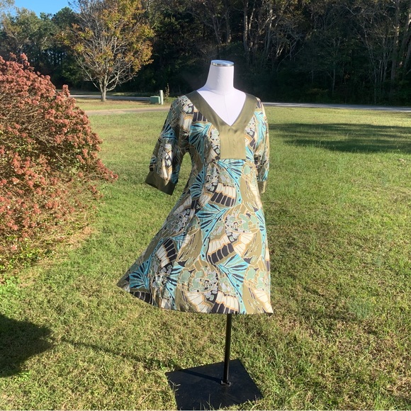 Silk Baby Doll Dress, Banana Republic, 4, Flowy, Aqua, Moss, Pockets - Picture 4 of 8